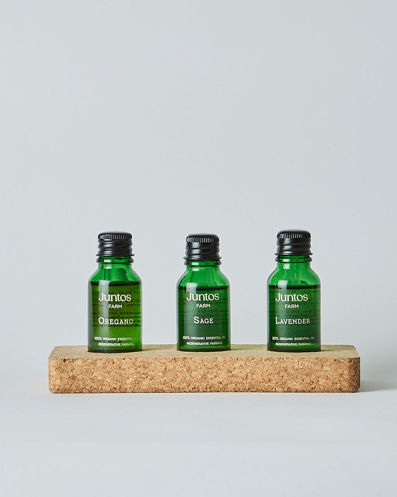 Aceite esencial de salvia, lavanda y orégano